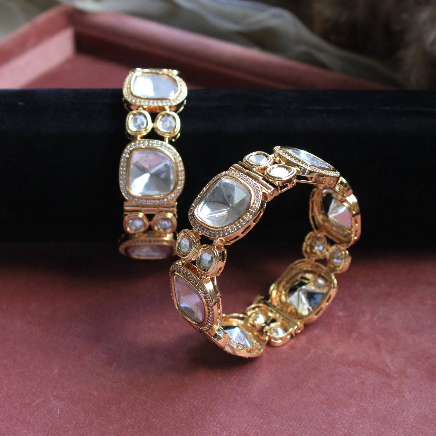👑 Queenura™ Traditional Pachi Kundan Bridal Bracelet