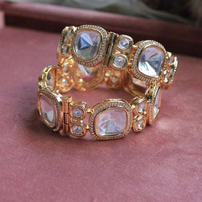 👑 Queenura™ Traditional Pachi Kundan Bridal Bracelet